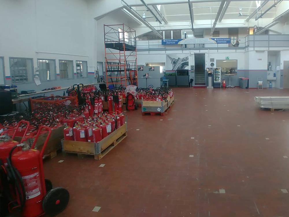 vendita-attrezzatura-antincendio-milano02-20-20-959255347-1000x750-1
